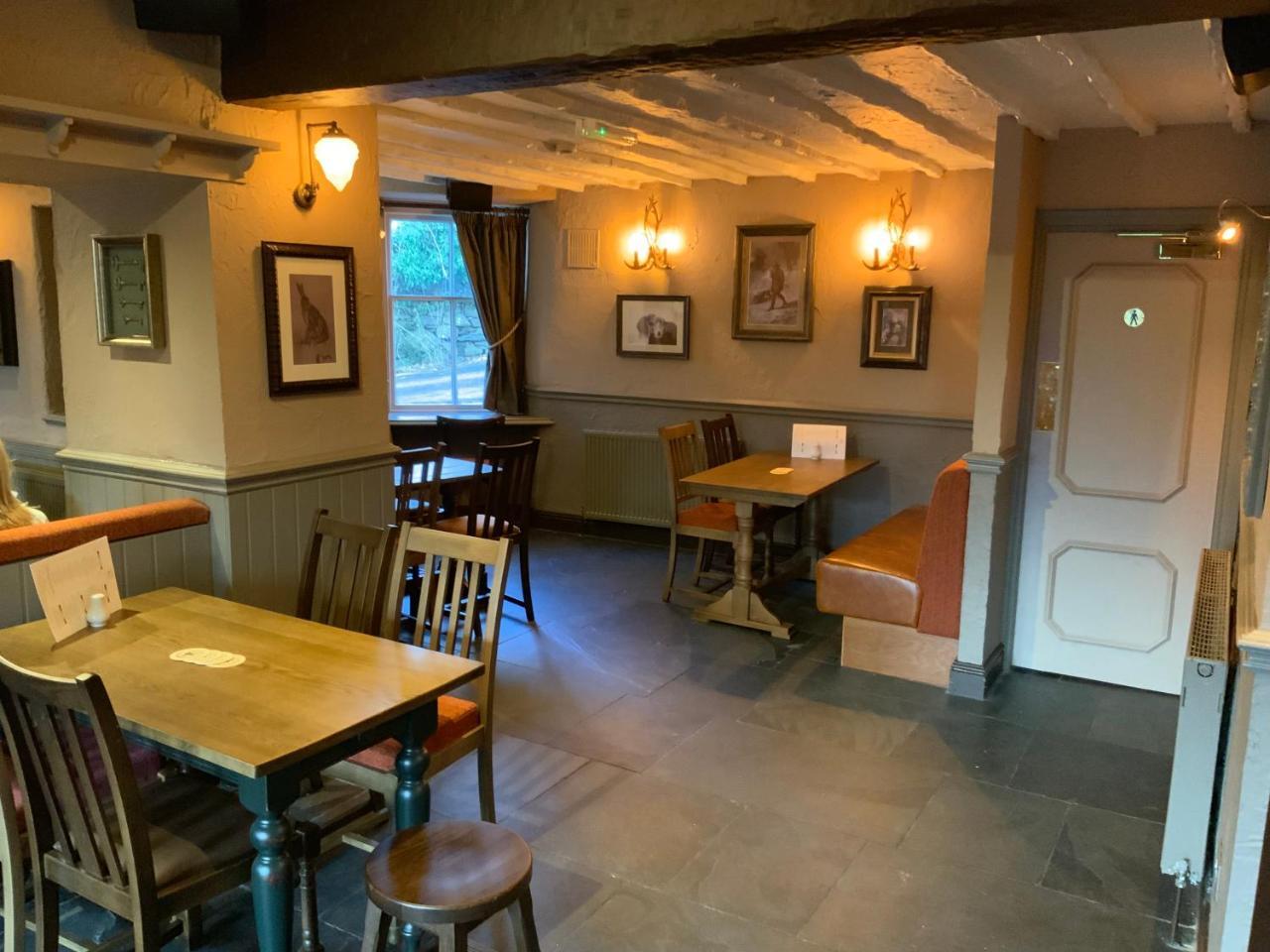 The Sun Inn Troutbeck Bridge Exterior foto